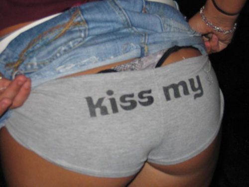 Ass kiss